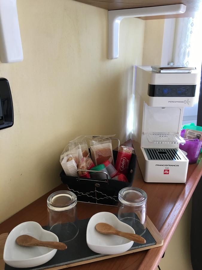 B & B La Guesthouse Poirino Экстерьер фото