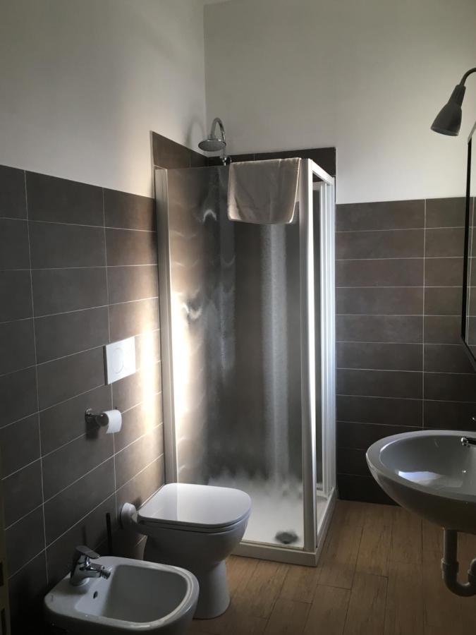 B & B La Guesthouse Poirino Экстерьер фото